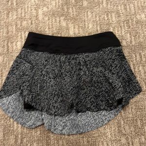 lululemon athletica Black and Gray Mini Skirt